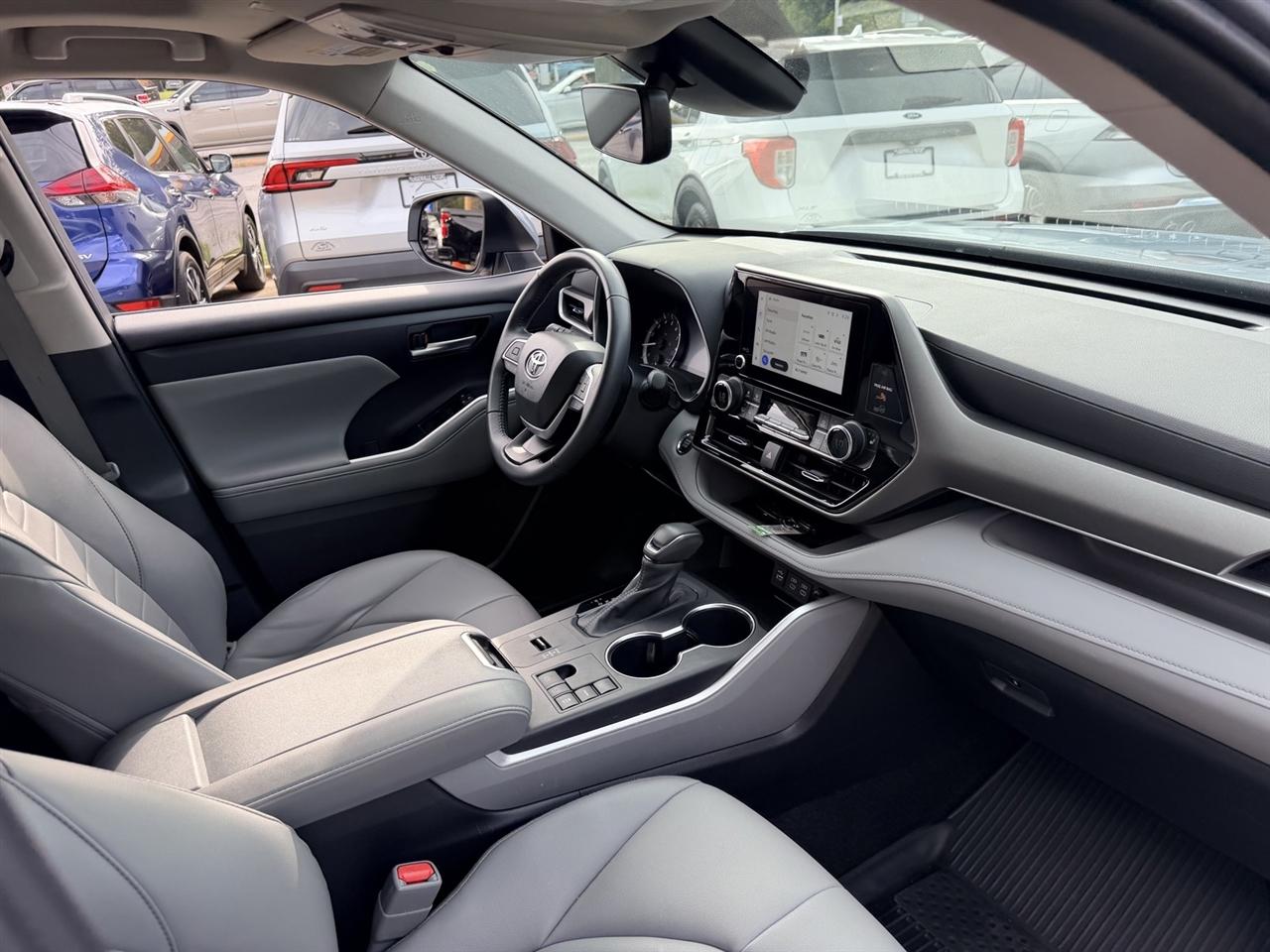 Toyota Highlander Others 2023