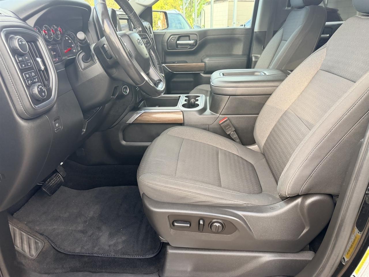 Chevrolet Silverado 1500 RST Crew Cab 4WD 2020