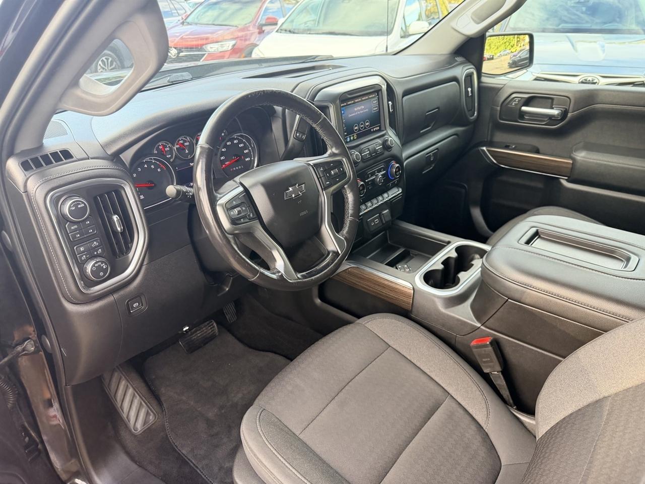 Chevrolet Silverado 1500 RST Crew Cab 4WD 2020