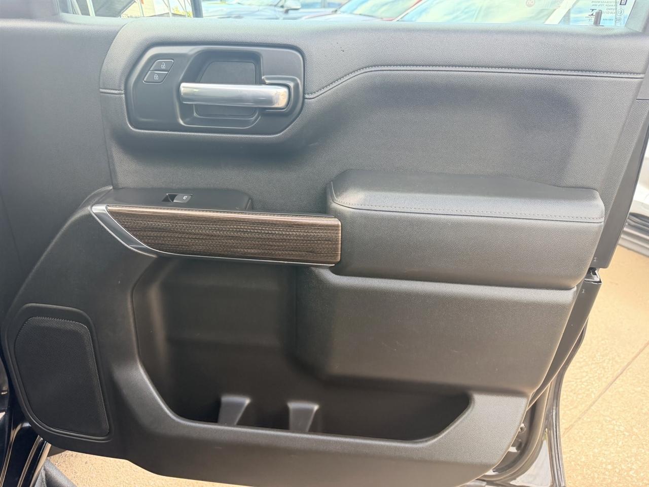 Chevrolet Silverado 1500 RST Crew Cab 4WD 2020