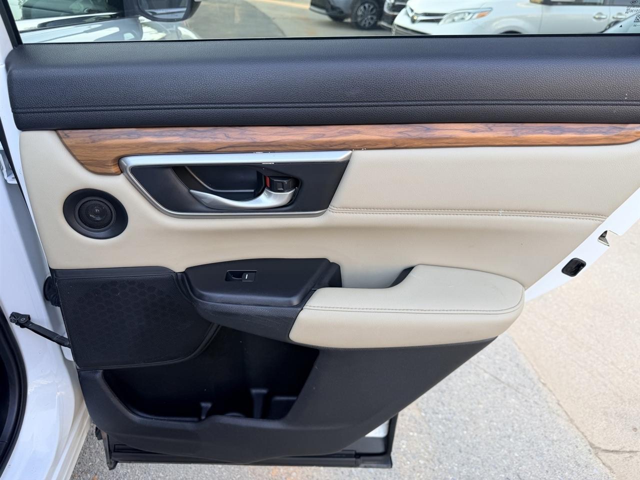 Honda CR-V Touring 2WD 2020