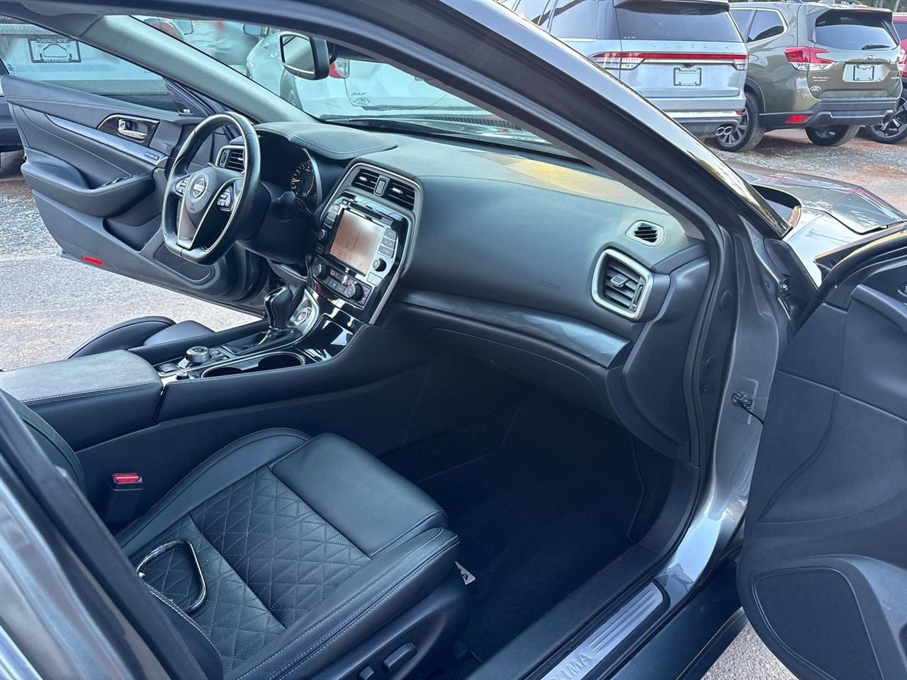 Nissan Maxima Platinum 2020