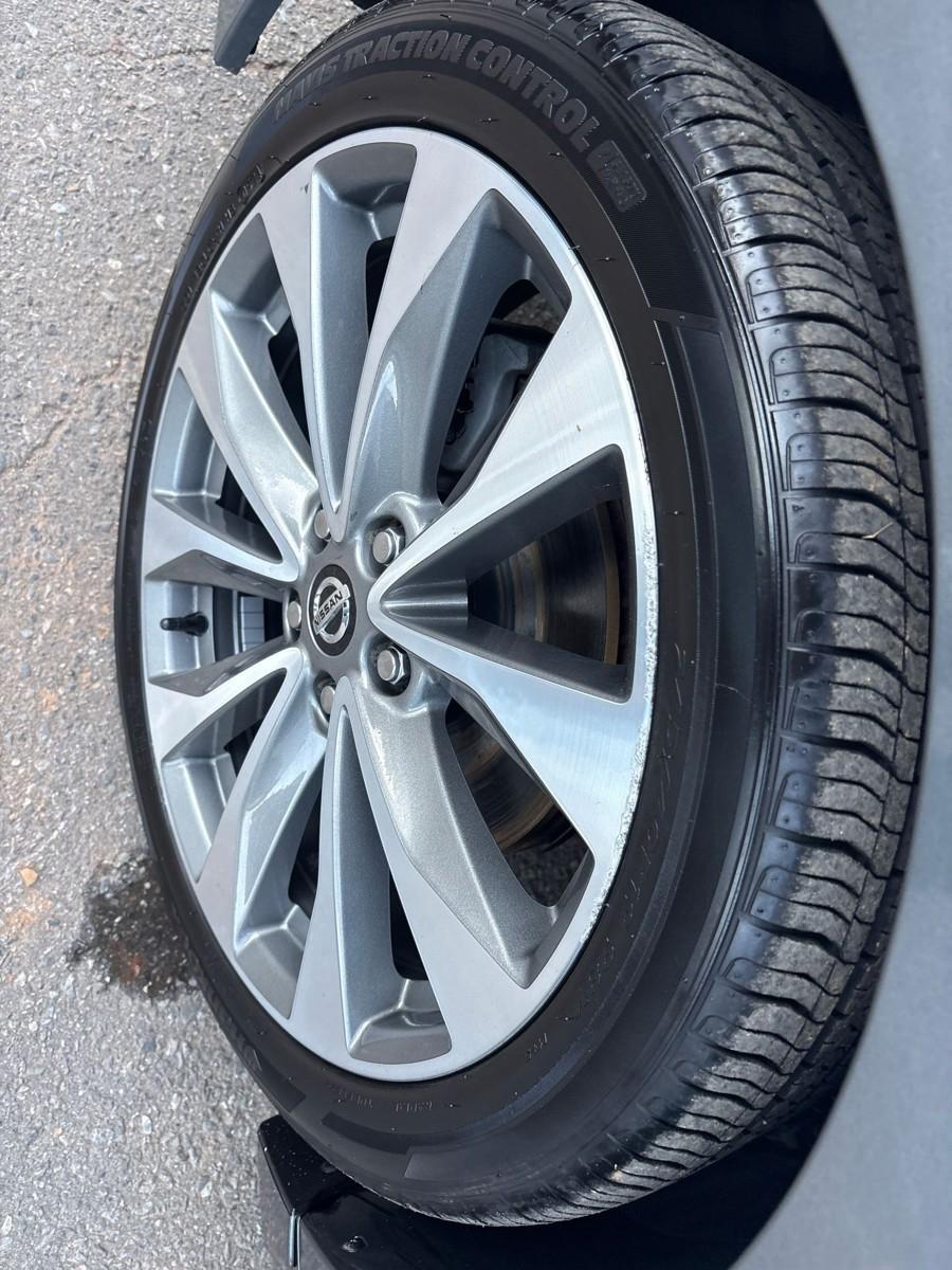 Nissan Maxima Platinum 2020