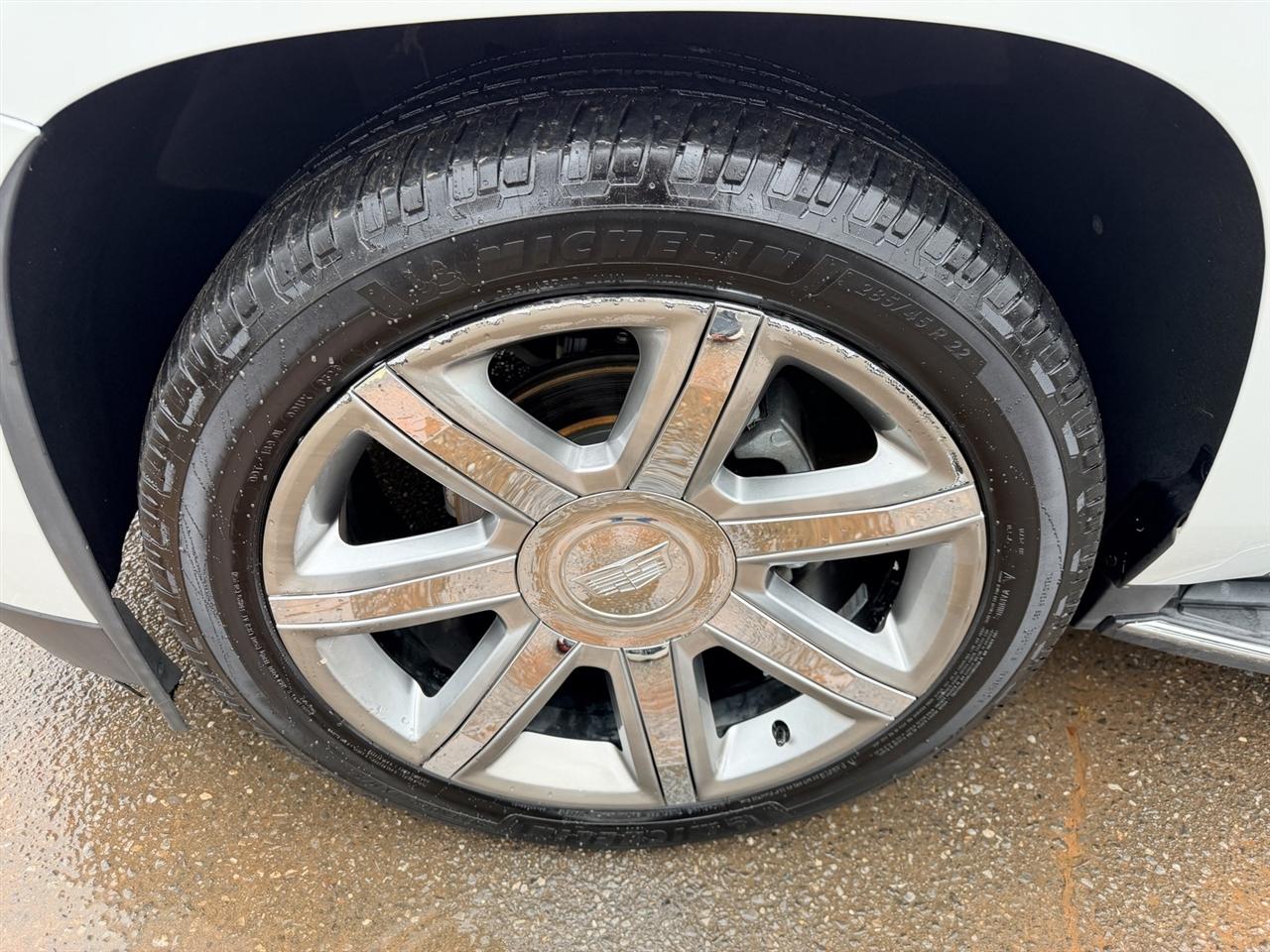 Cadillac Escalade ESV Luxury 4WD 2018