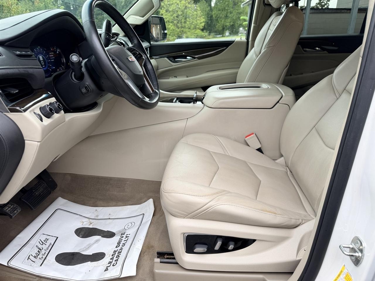 Cadillac Escalade ESV Luxury 4WD 2018