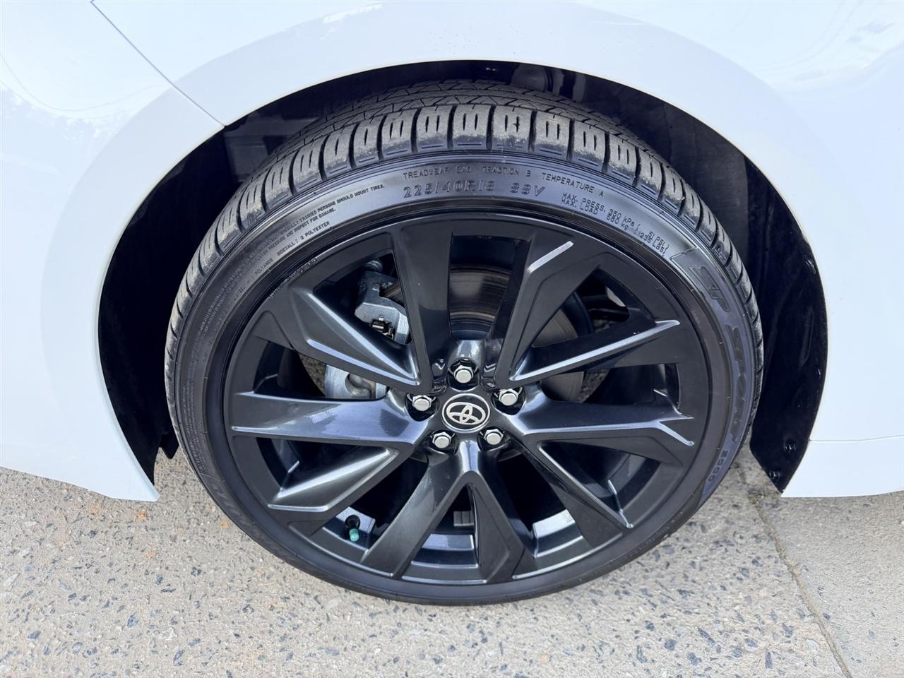 Toyota Corolla XSE Hatchback 2024