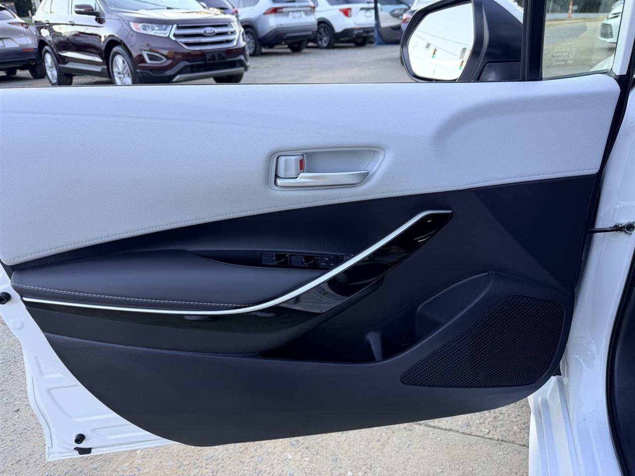 Toyota Corolla XSE Hatchback 2024