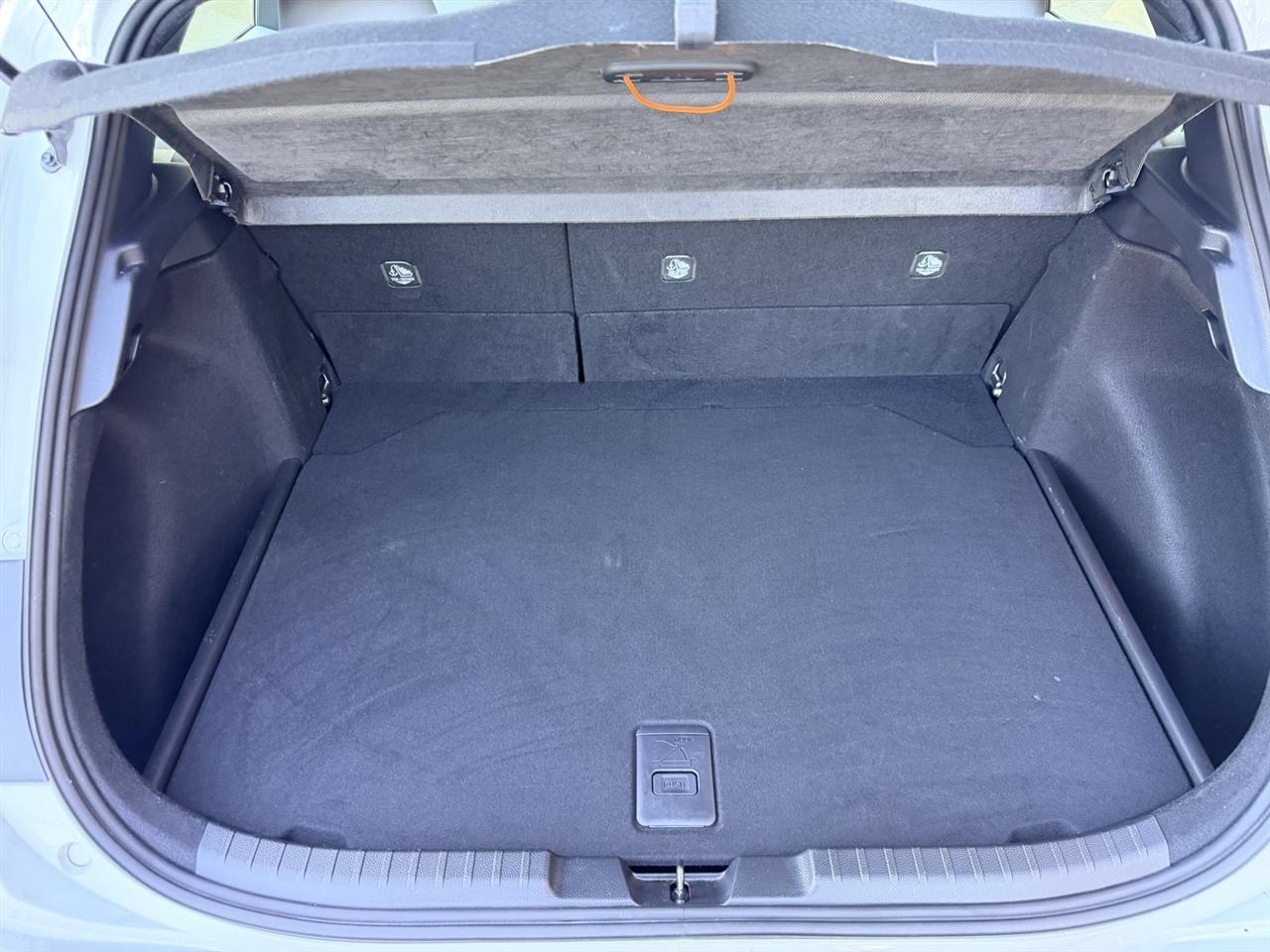 Toyota Corolla XSE Hatchback 2024