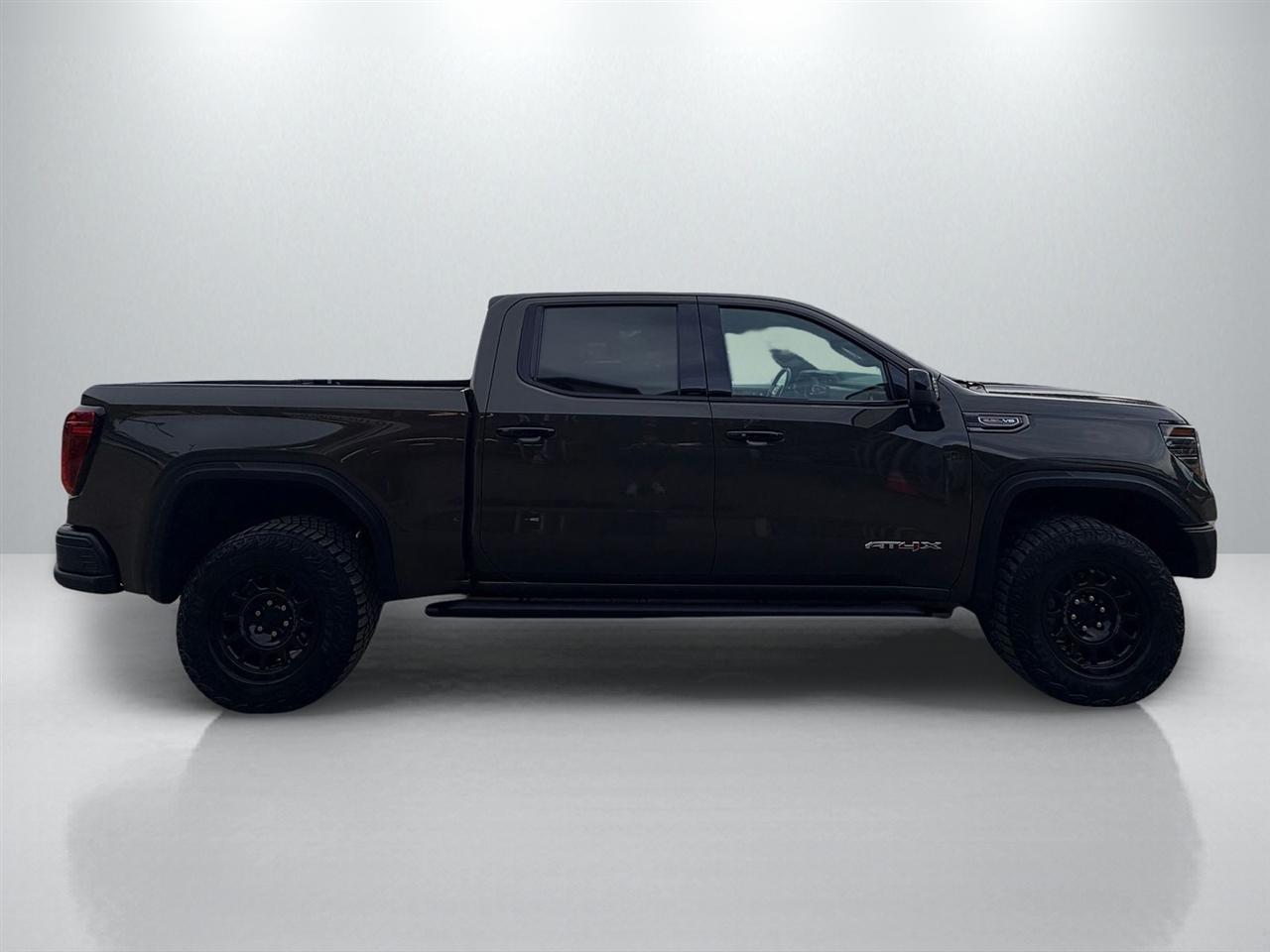 GMC Sierra 1500 AT4X Crew Cab 4WD 2023