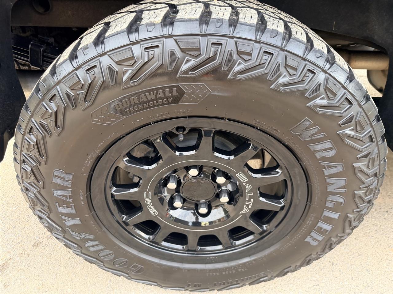 GMC Sierra 1500 AT4X Crew Cab 4WD 2023
