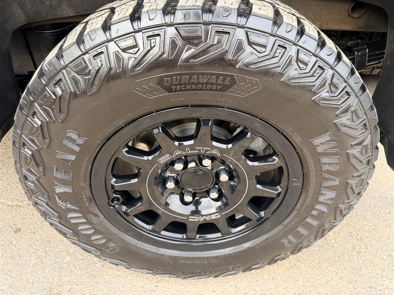 GMC Sierra 1500 AT4X Crew Cab 4WD 2023