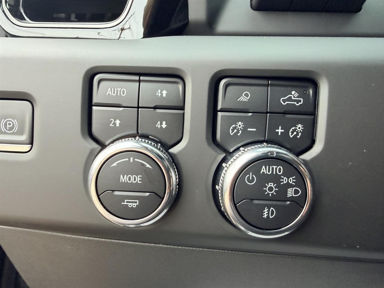 GMC Sierra 1500 AT4X Crew Cab 4WD 2023