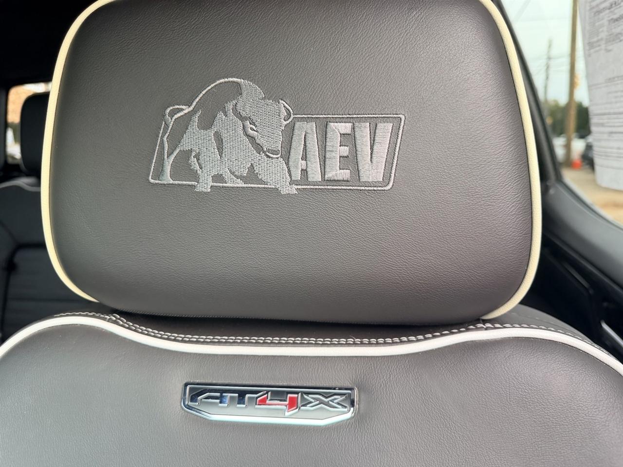 GMC Sierra 1500 AT4X Crew Cab 4WD 2023