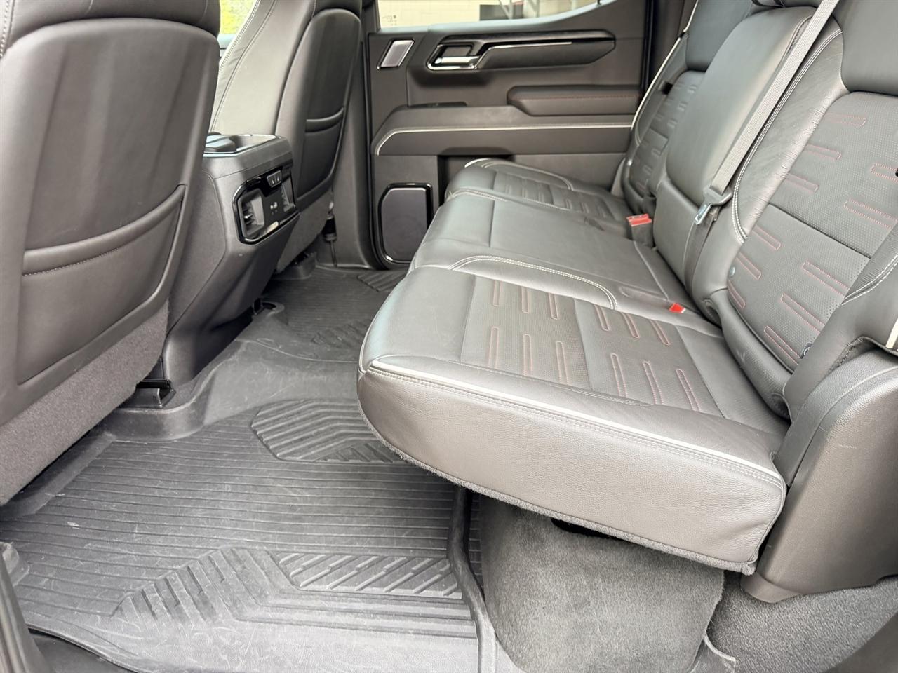 GMC Sierra 1500 AT4X Crew Cab 4WD 2023