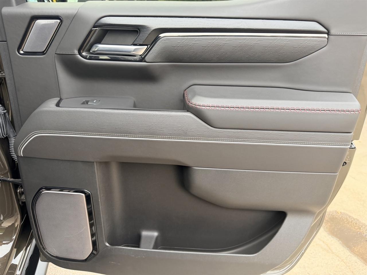GMC Sierra 1500 AT4X Crew Cab 4WD 2023