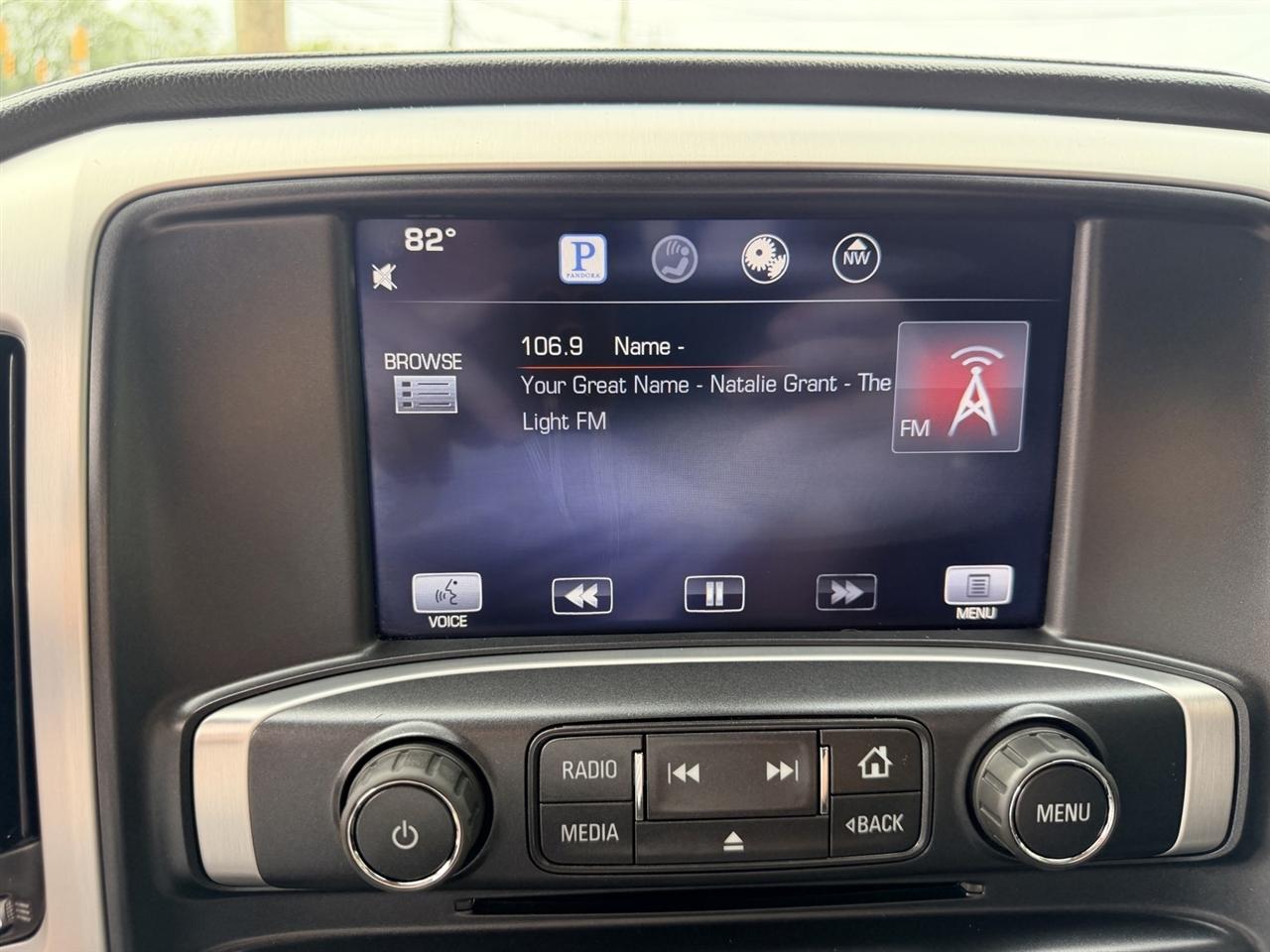 GMC Sierra photo 19