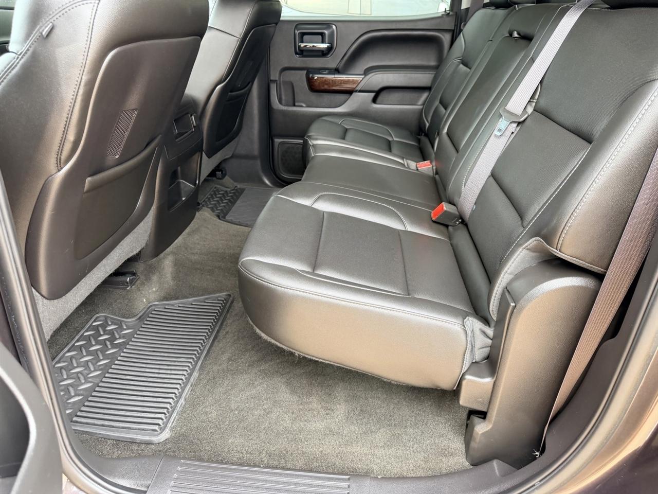 GMC Sierra photo 23