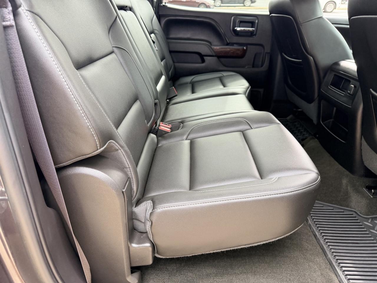 GMC Sierra photo 27