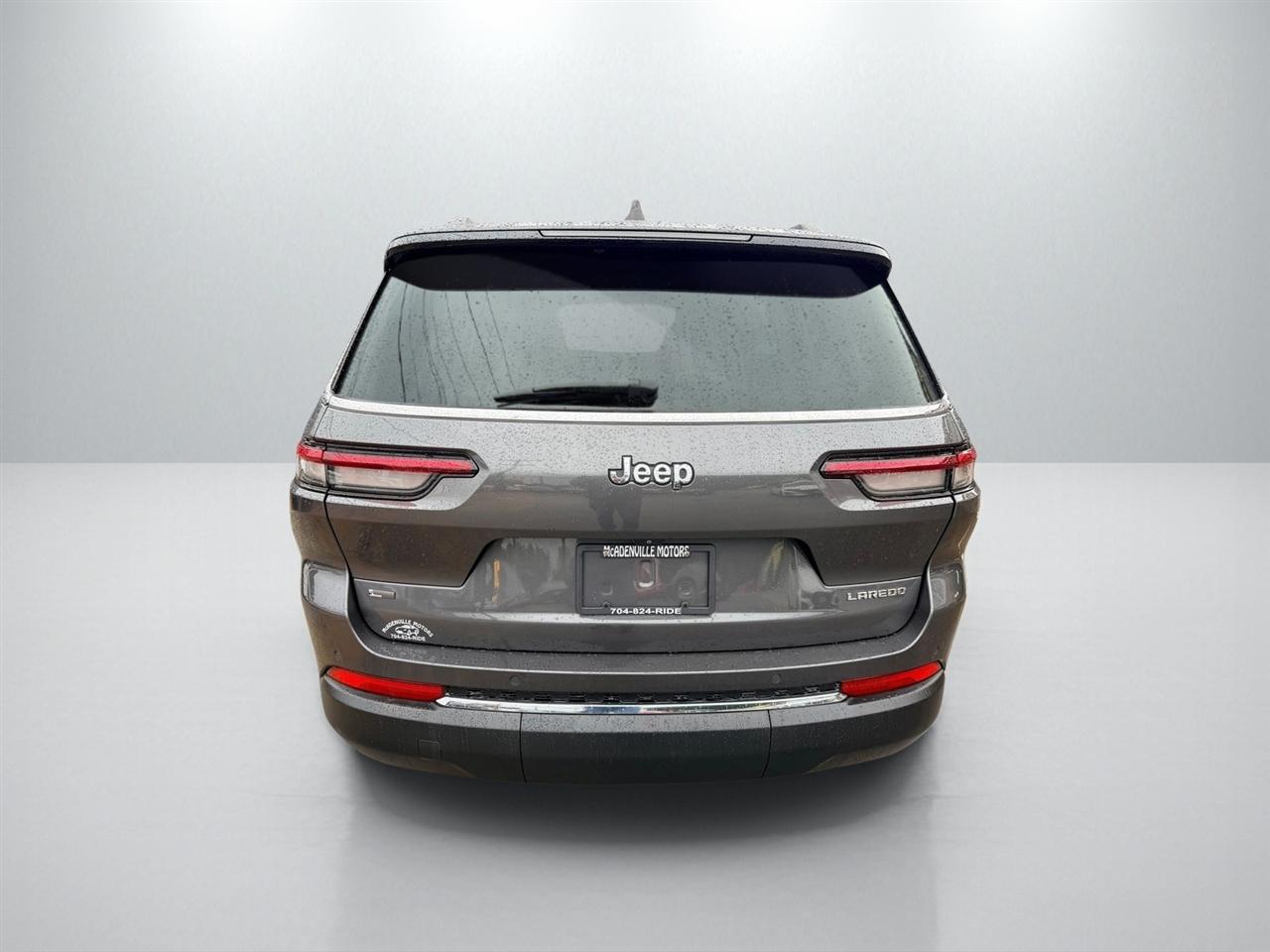 Jeep Grand Cherokee L Laredo 2021