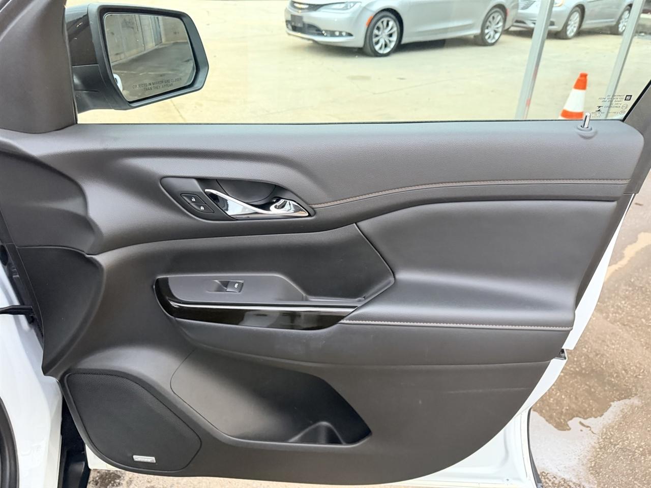 GMC Acadia SLE 2021