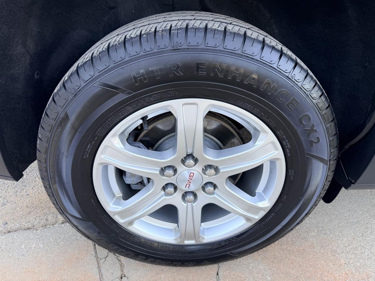 GMC Acadia SLE-1 AWD 2019