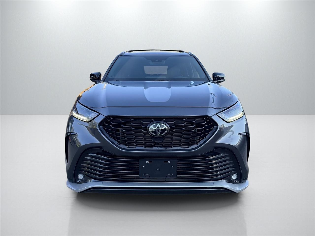 Toyota Highlander XSE 4D SUV FWD 2023