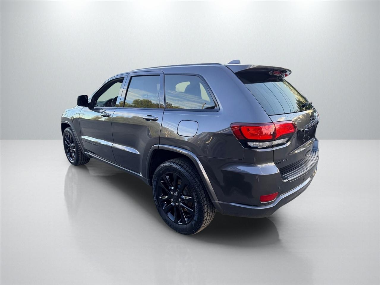 Jeep Grand Cherokee Laredo X 4WD 2021