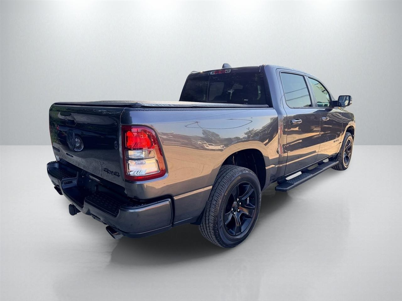 RAM 1500 Big Horn Crew Cab SWB 4WD 2020
