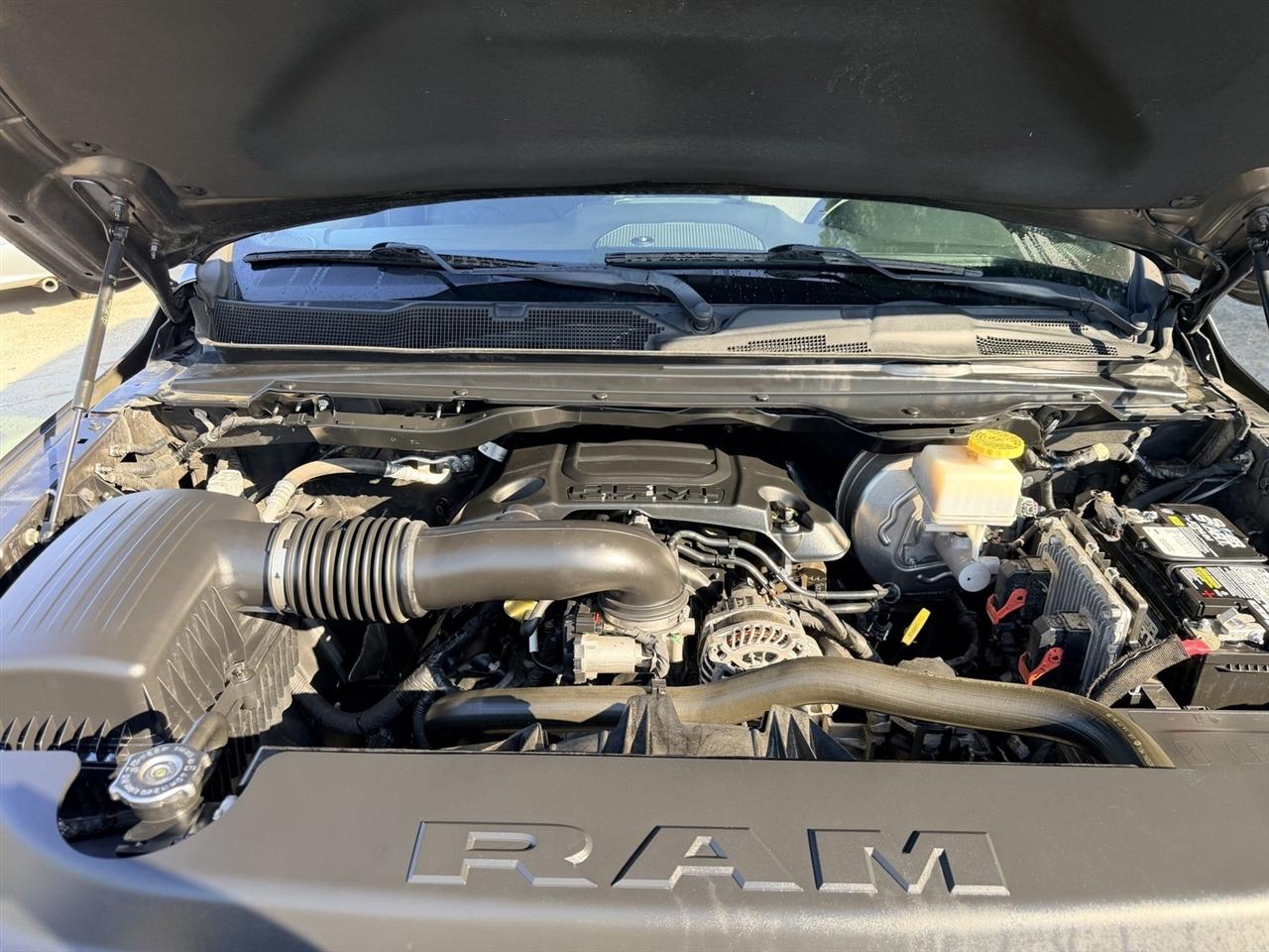 RAM 1500 Big Horn Crew Cab SWB 4WD 2020