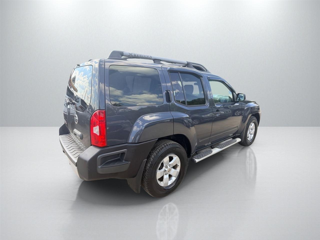 Nissan Xterra S 2010