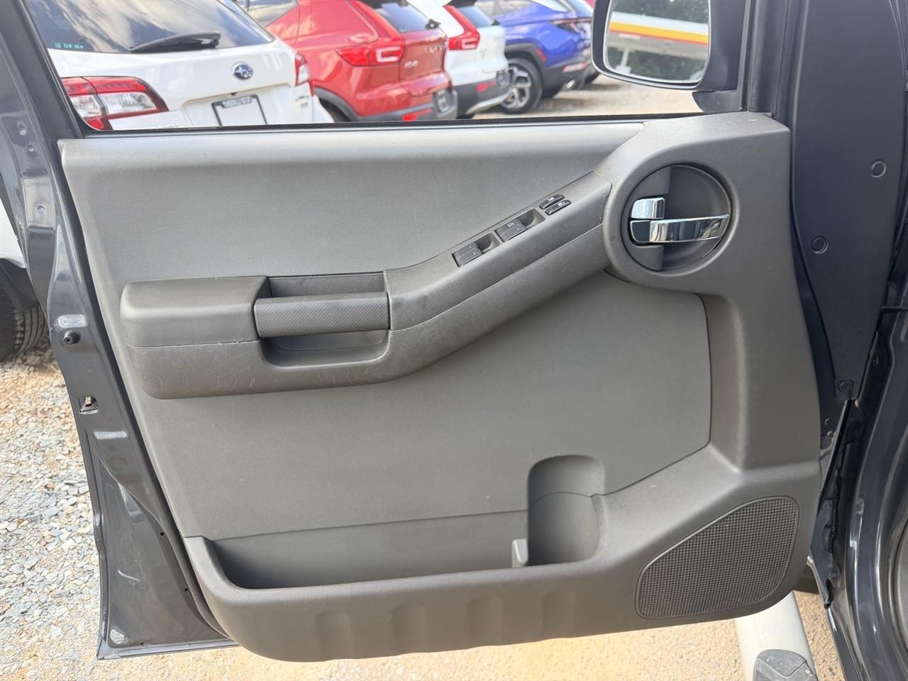 Nissan Xterra S 2010