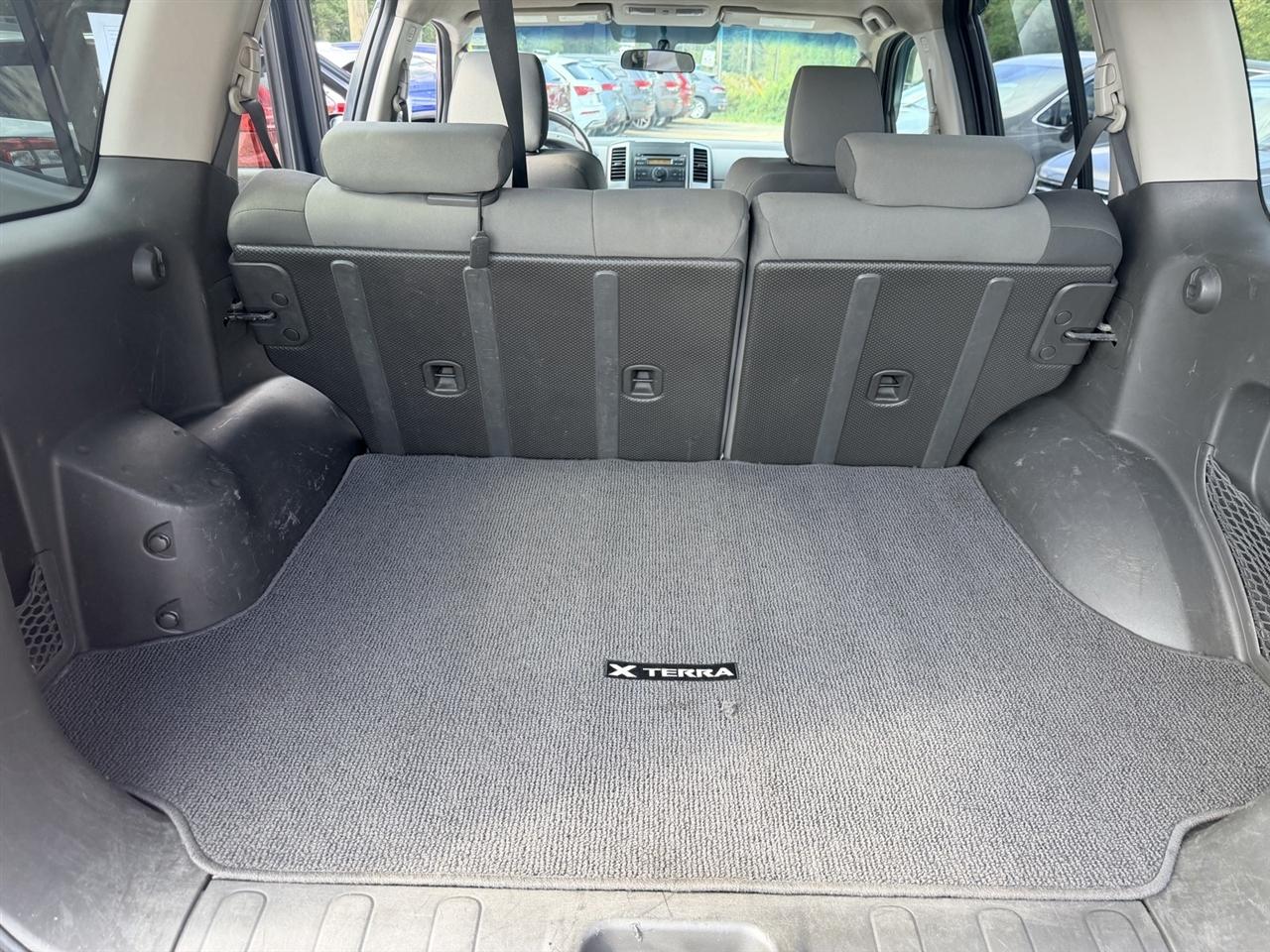 Nissan Xterra S 2010