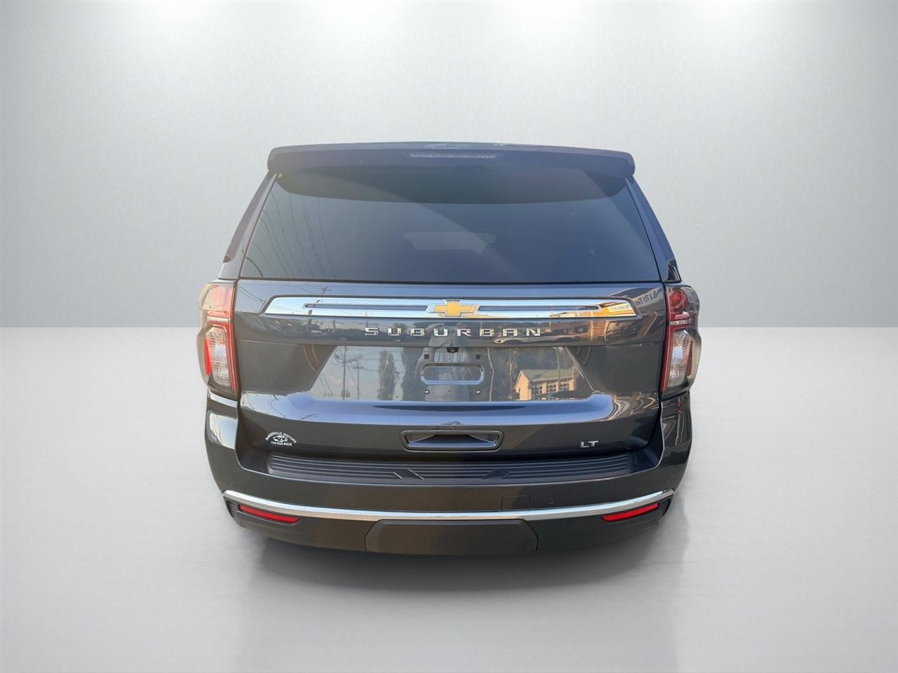 Chevrolet Suburban LT 2WD 2021