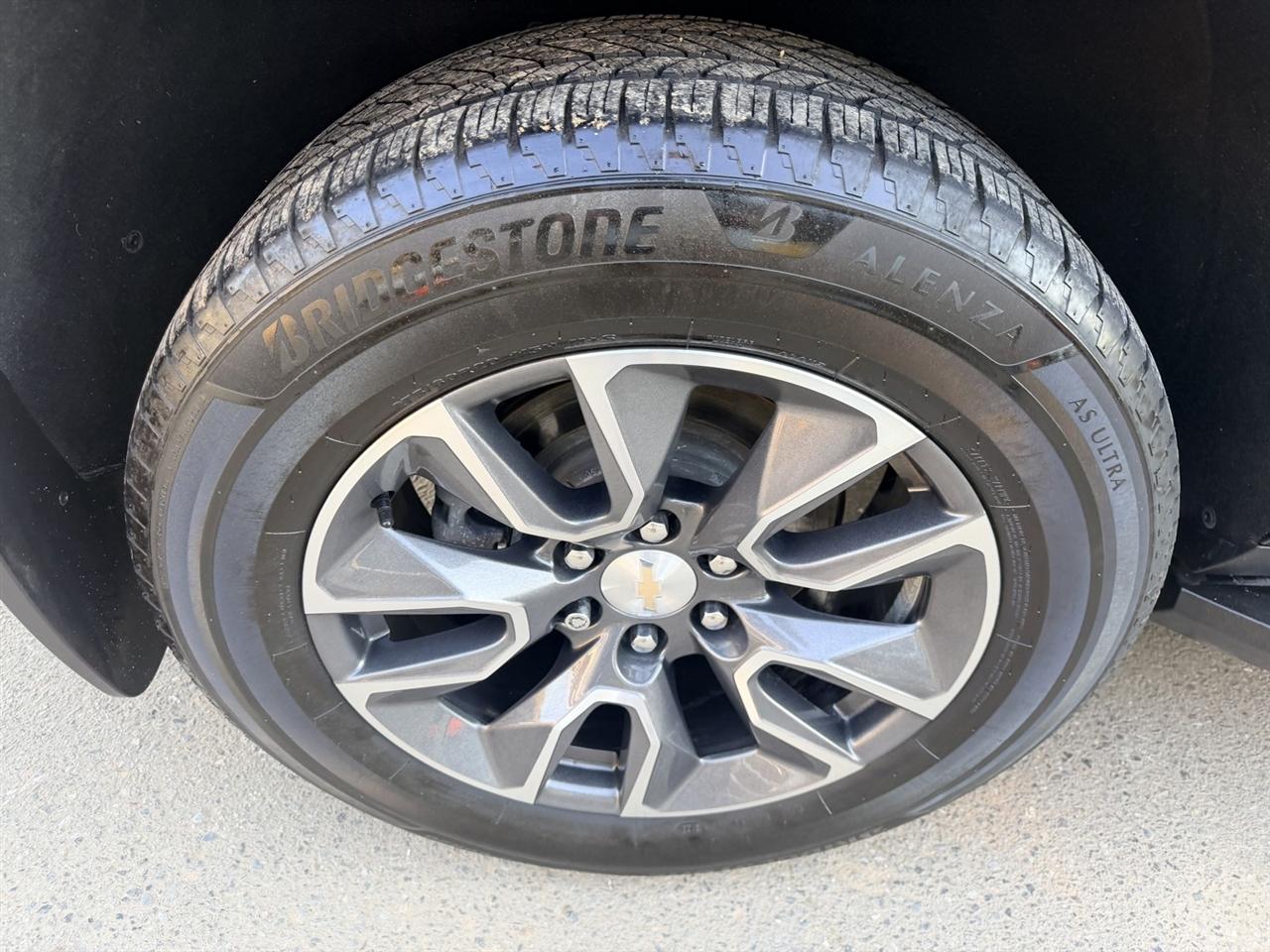 Chevrolet Suburban LT 2WD 2021
