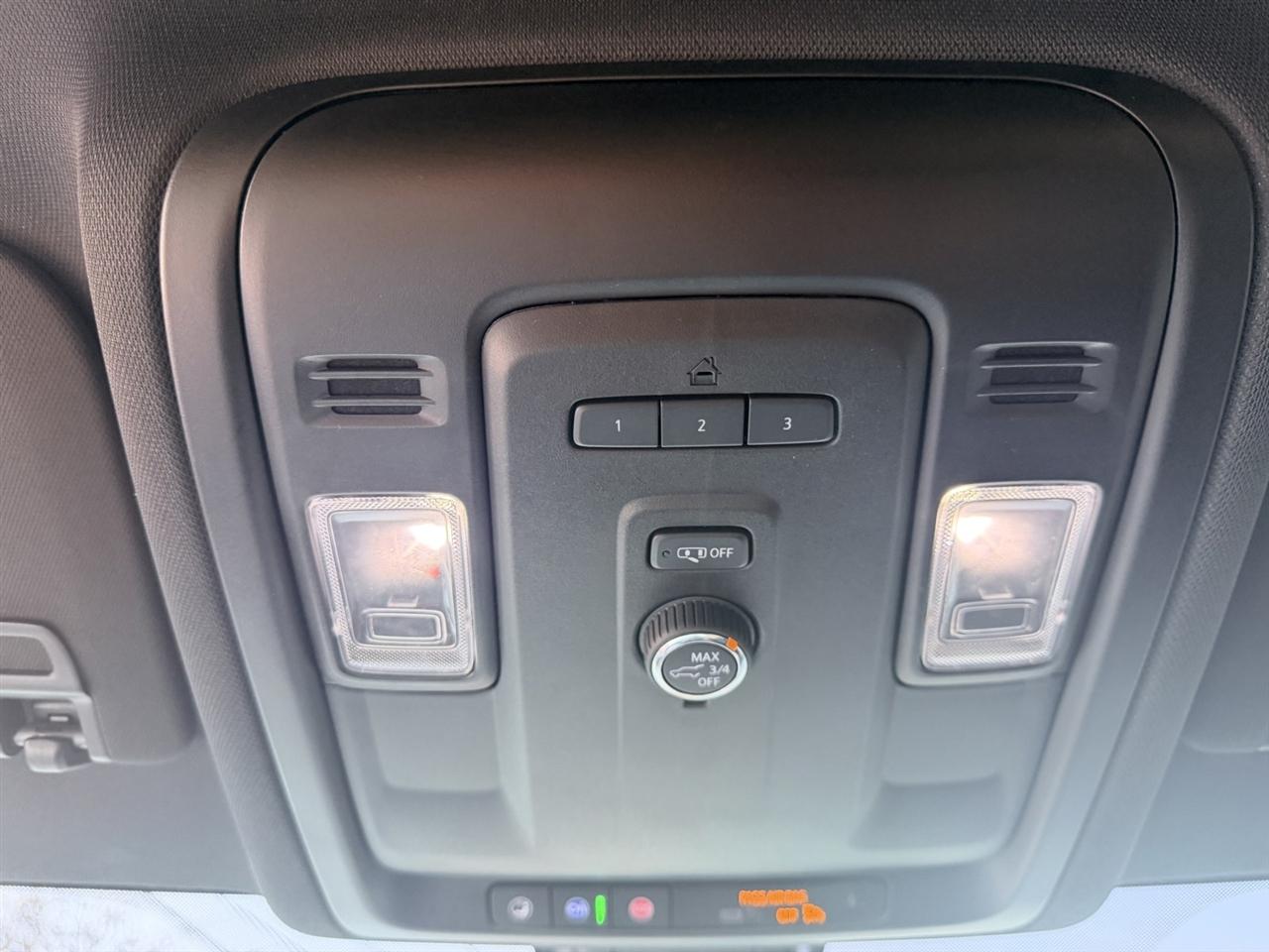 Chevrolet Suburban LT 2WD 2021