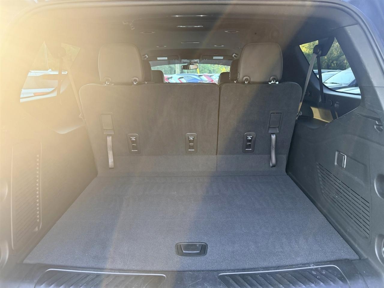Chevrolet Suburban LT 2WD 2021