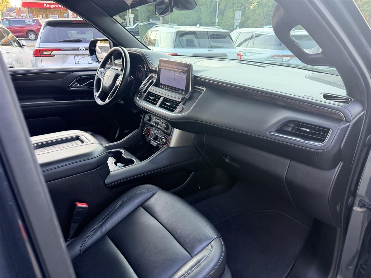 Chevrolet Suburban LT 2WD 2021