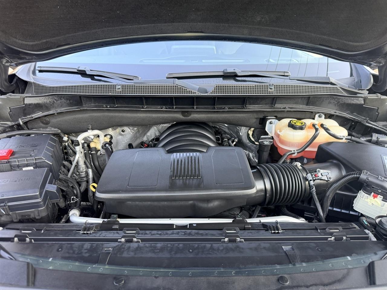 Chevrolet Suburban LT 2WD 2021