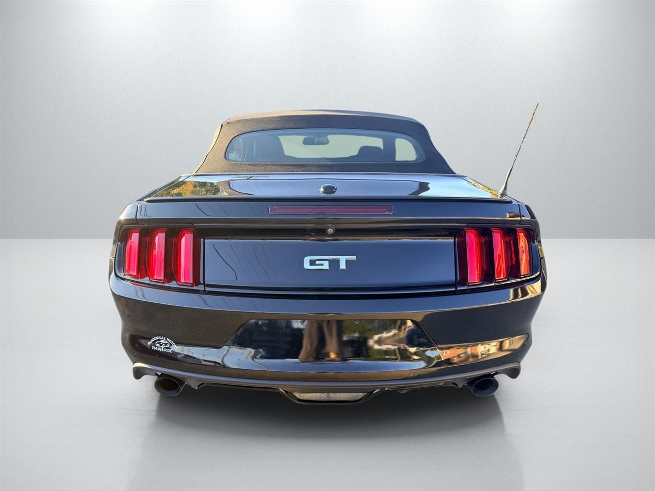 Ford Mustang GT convertible 2016