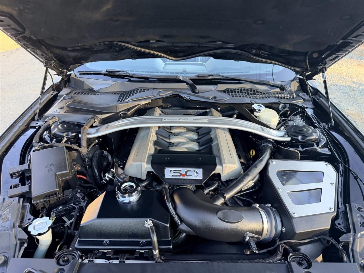 Ford Mustang GT convertible 2016