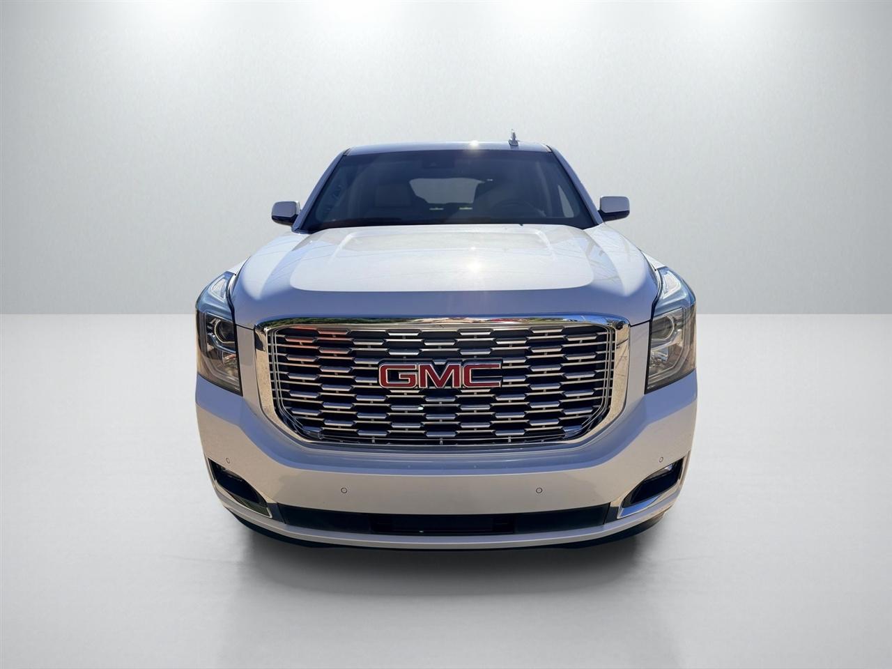 GMC Yukon Denali Ultimate 4WD 2019
