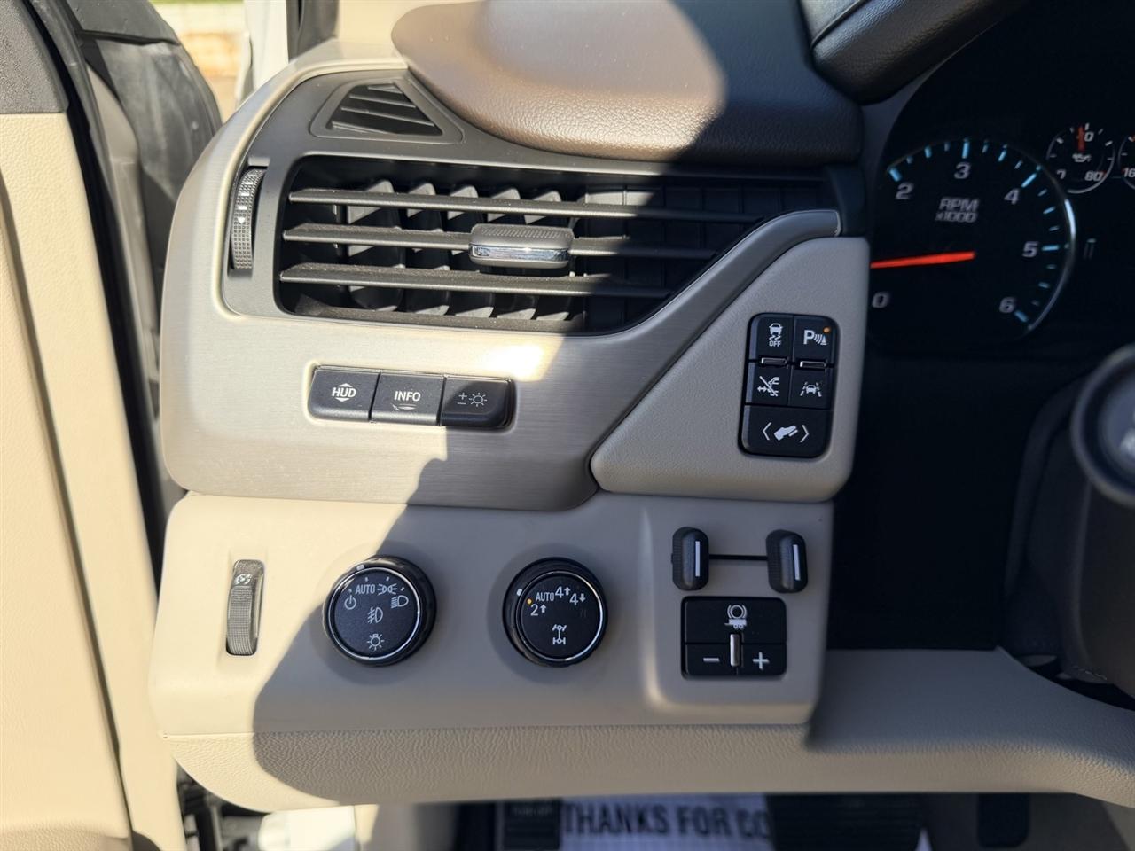 GMC Yukon Denali Ultimate 4WD 2019
