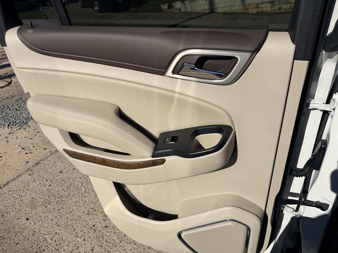 GMC Yukon Denali Ultimate 4WD 2019