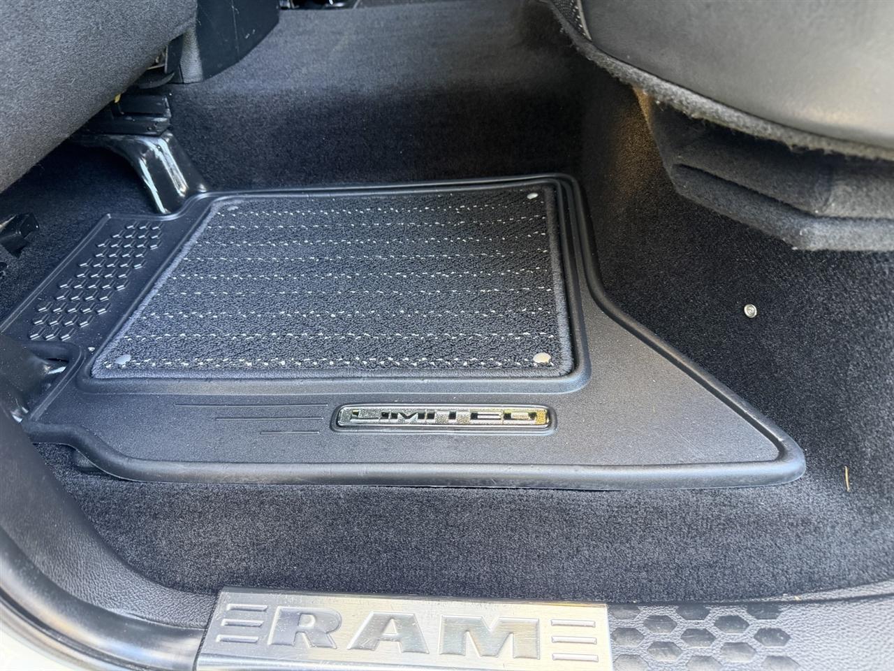 RAM 2500 Limited Crew Cab 4WD 2017