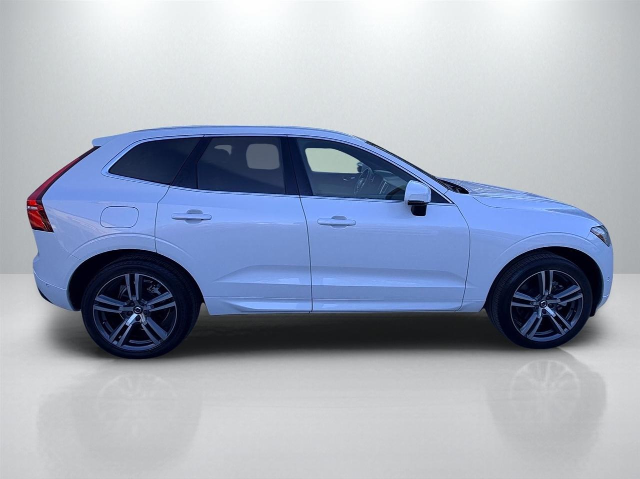 Volvo XC60 T6 Momentum AWD 2019