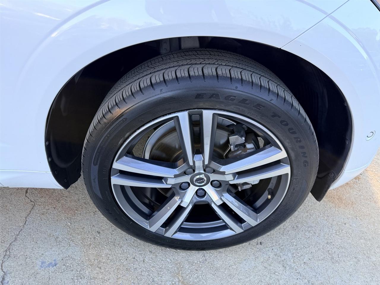Volvo XC60 T6 Momentum AWD 2019