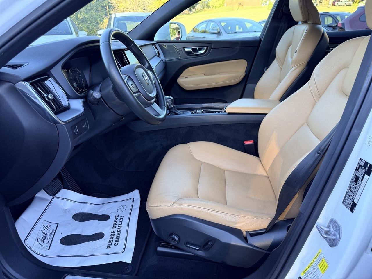 Volvo XC60 T6 Momentum AWD 2019