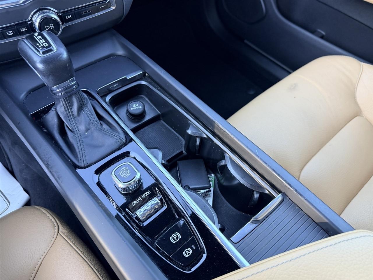 Volvo XC60 T6 Momentum AWD 2019