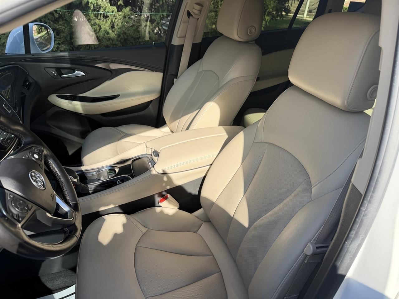 Buick Envision Essense 2018