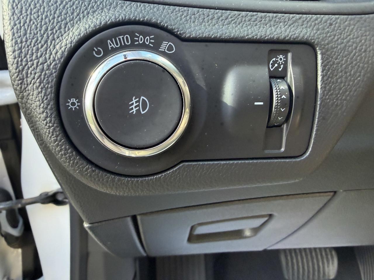 Buick Envision Essense 2018